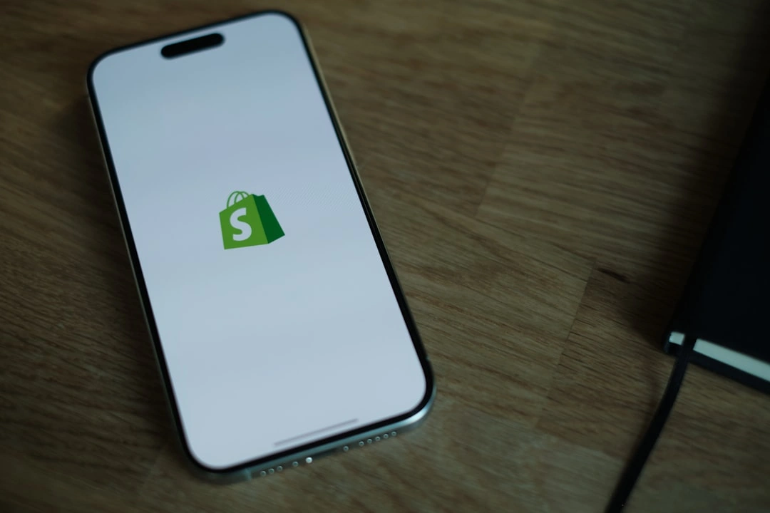 shopify on mobile