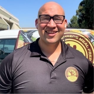 Andrew Aguilar, Owner, Gainz and Shreds Meal Prep, providing testimonial for lilAgents